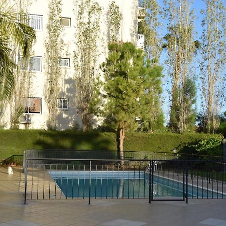 Raise Cosy Studio With Pool In לימסול מראה חיצוני תמונה